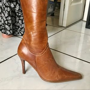 Vintage heeled cowboy boots